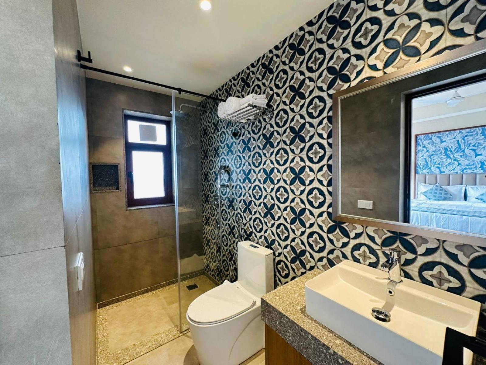 Titanic Boutique Hotel Бага Экстерьер фото