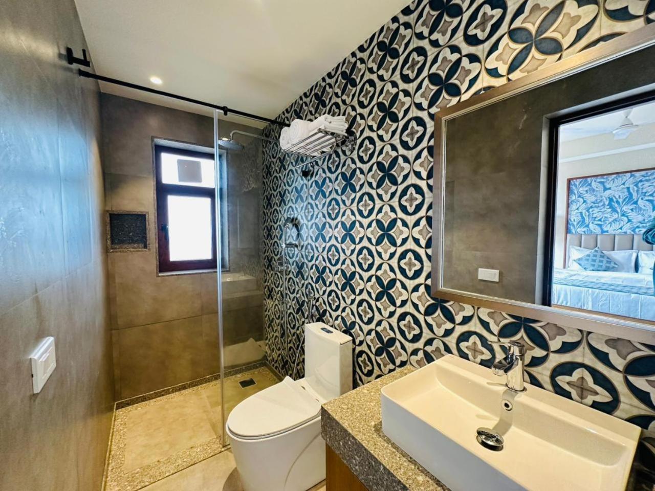 Titanic Boutique Hotel Бага Экстерьер фото